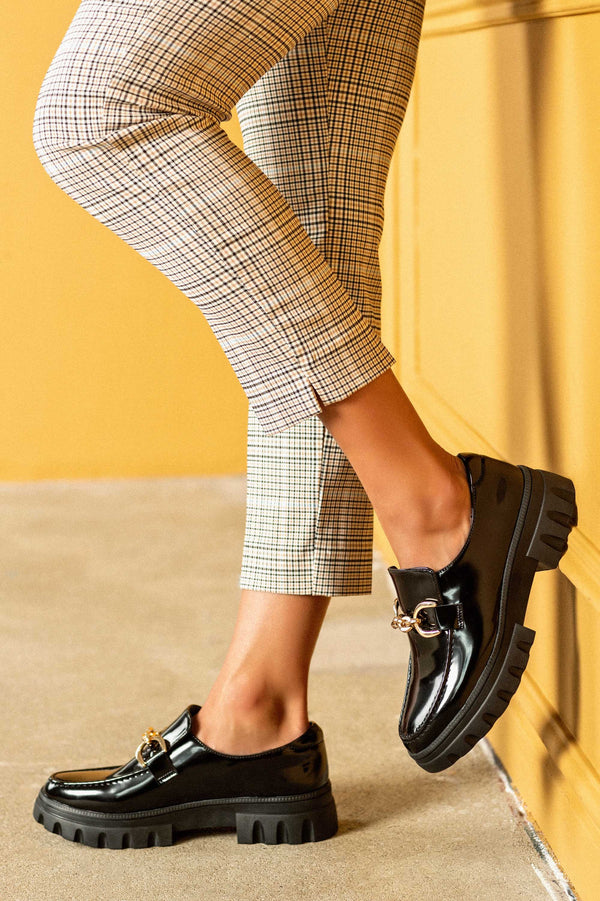 Chunky sole loafers with chain