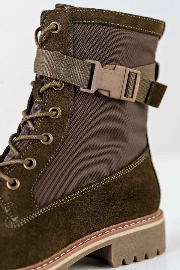 Leather lace-up boots with buckle