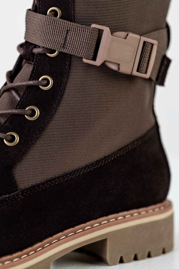Leather lace-up boots with buckle