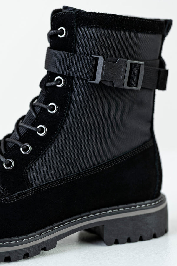 Leather lace-up boots with buckle