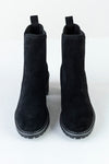 Leather boots with elastic at sides