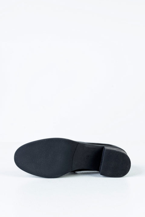 Leather shoes