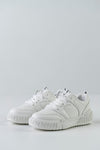 Lace-up fastening sneakers