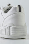 Lace-up fastening sneakers