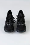 Sneakers with laces