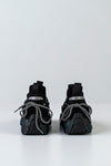 Sneakers with laces