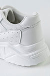 Lace-up fastening sneakers