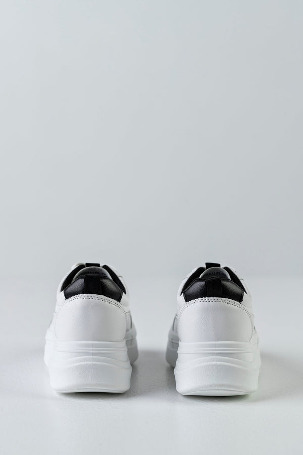 baskets à lacets