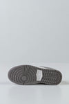 Lace-up fastening sneakers