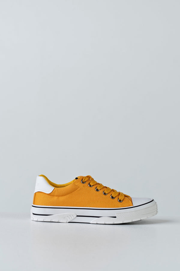 Lace-up fastening canvas sneakers