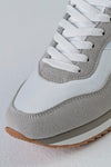 Lace-up fastening sneakers