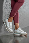 Lace-up fastening sneakers