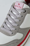 Lace-up fastening sneakers