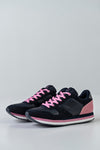 Lace-up fastening sneakers