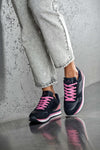 Lace-up fastening sneakers