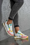 Lace-up fastening sneakers