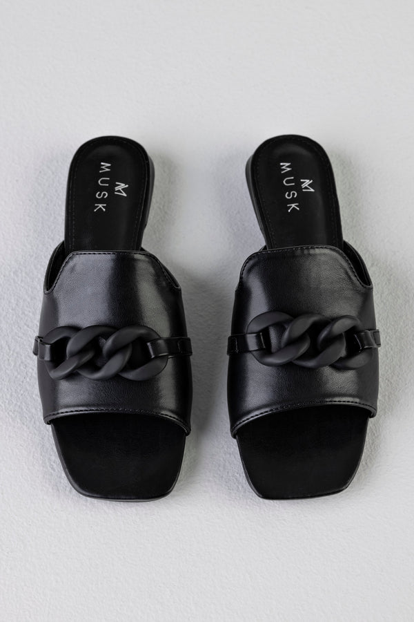 Slide sandals with chain