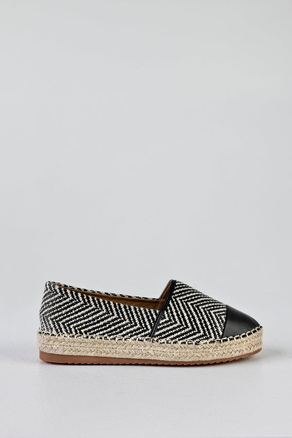 Slip-on, flatform espadrilles