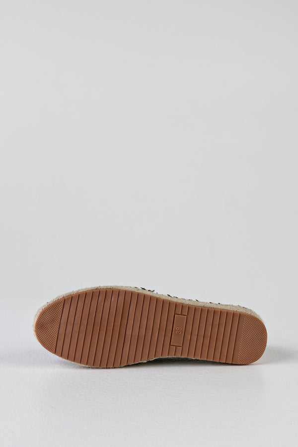 Slip-on, flatform espadrilles