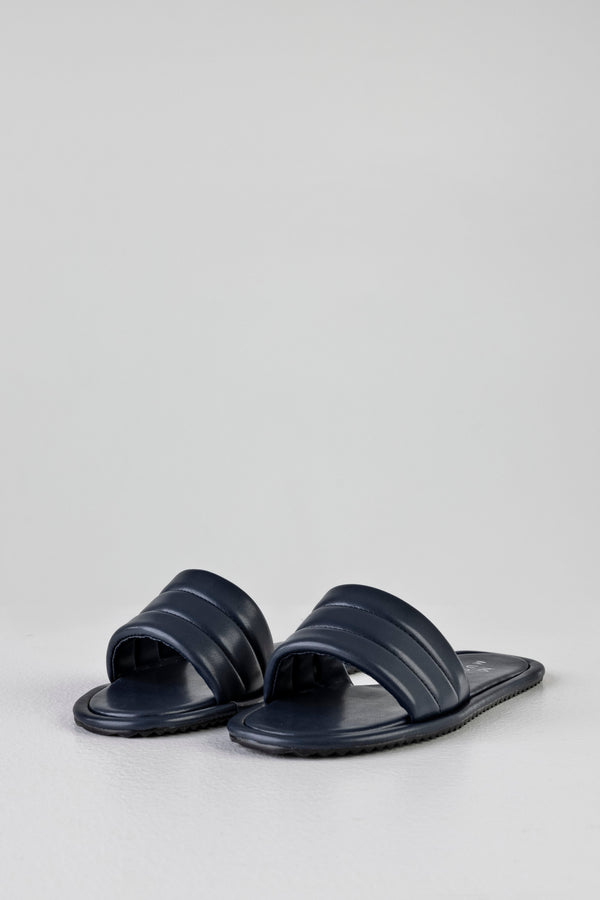 Quilted flat sole slide sandals