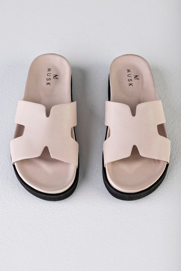 Leather platform slide sandals