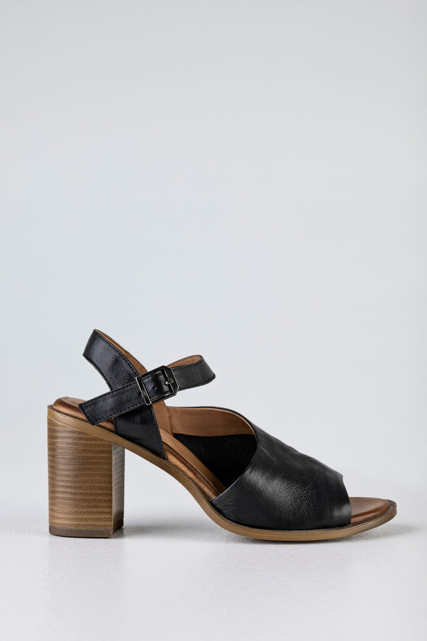 Leather heeled sandals