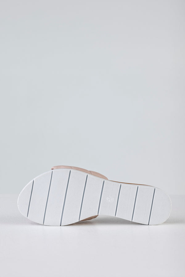 Leather quilted slide sandals