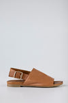 Leather sandals with buckles