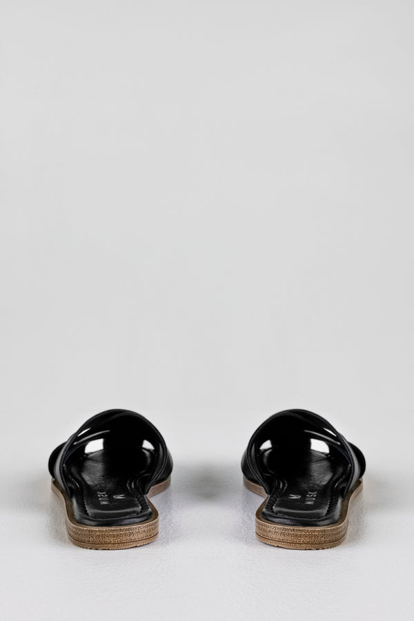 Leather woven-strap mules