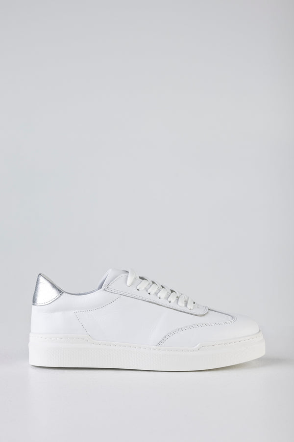 Leather lace-up sneakers