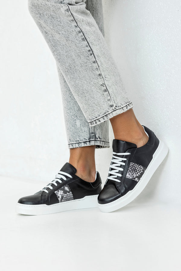 Leather lace-up sneakers
