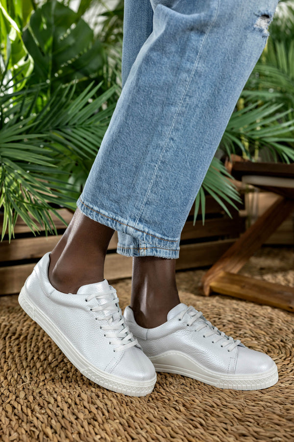 Leather lace-up sneakers