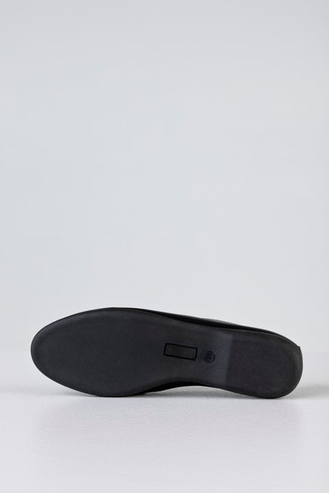 Leather loafers with buckle