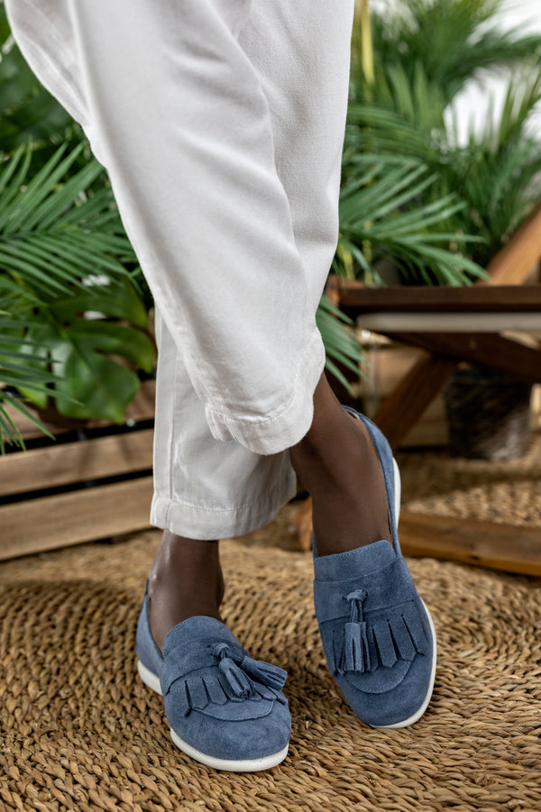 Leather suede loafers with tassels