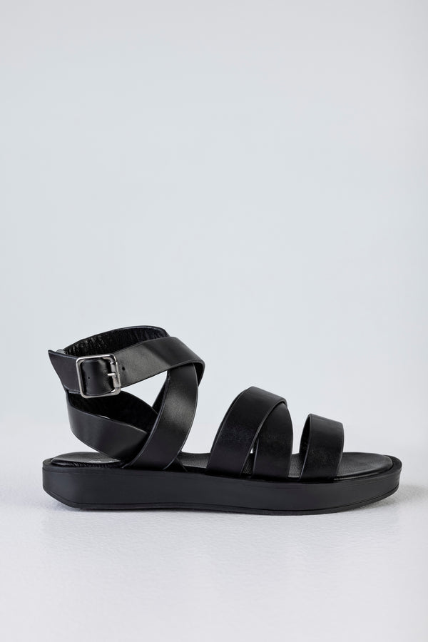 Leather strappy flatform sandals