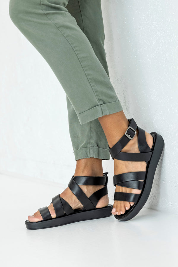 Leather strappy flatform sandals