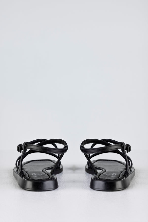 Leather strappy flat sandals