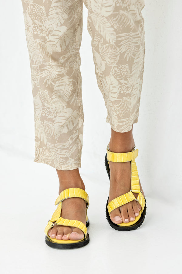 Leather velcro flat sandals