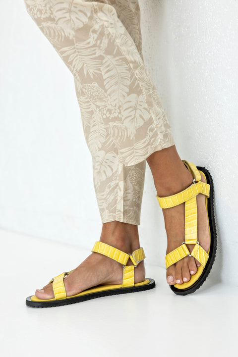 Leather velcro flat sandals