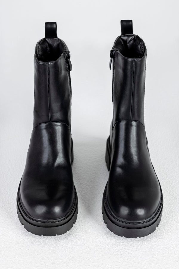 Chelsea boots