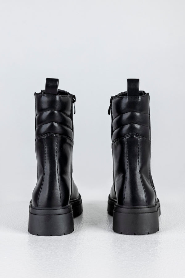 Chelsea boots