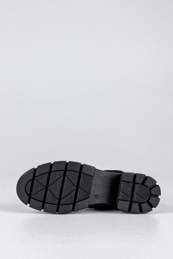 Zip-side fastening boots