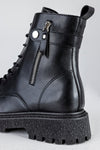 Lace-up boots with buckle