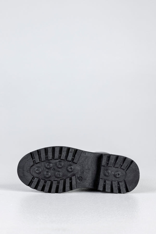 Lace-up boots