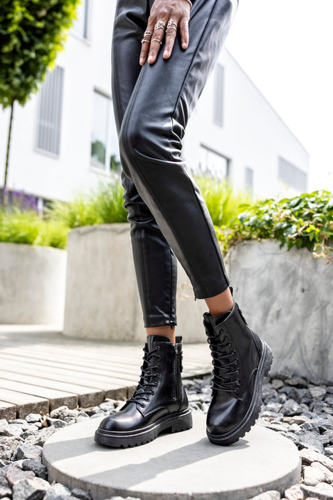 Lace-up boots