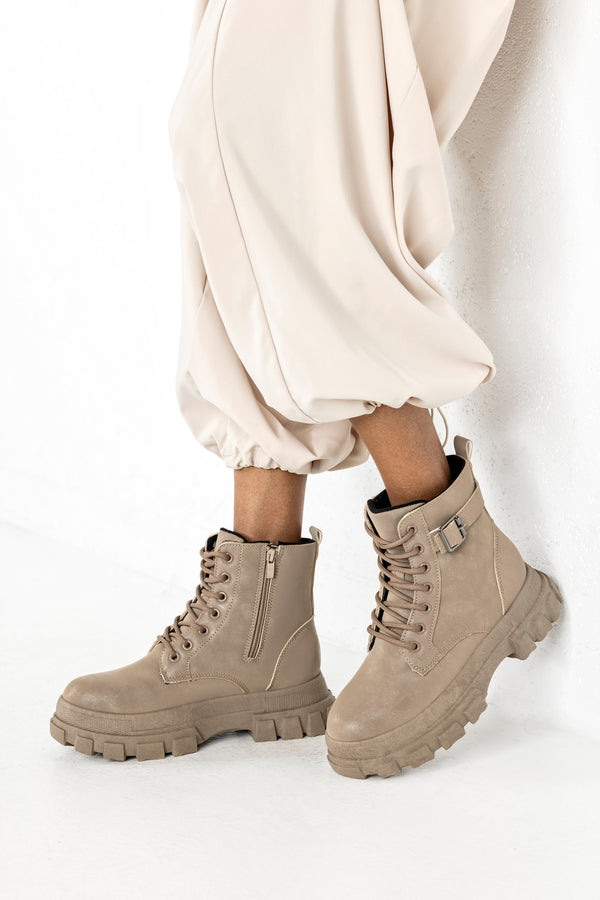 Chunky sole lace-up boots with buckle
