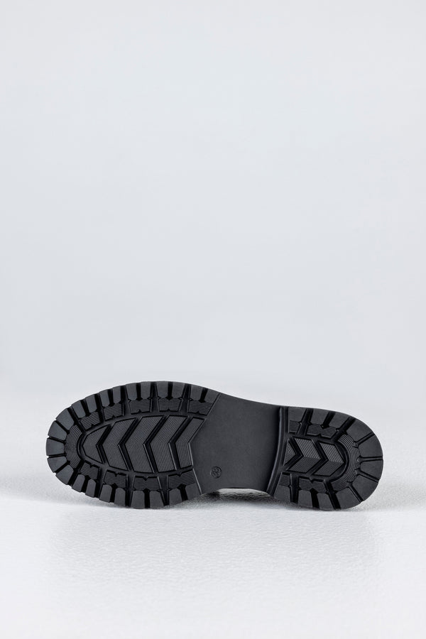 Chunky sole loafers with chain