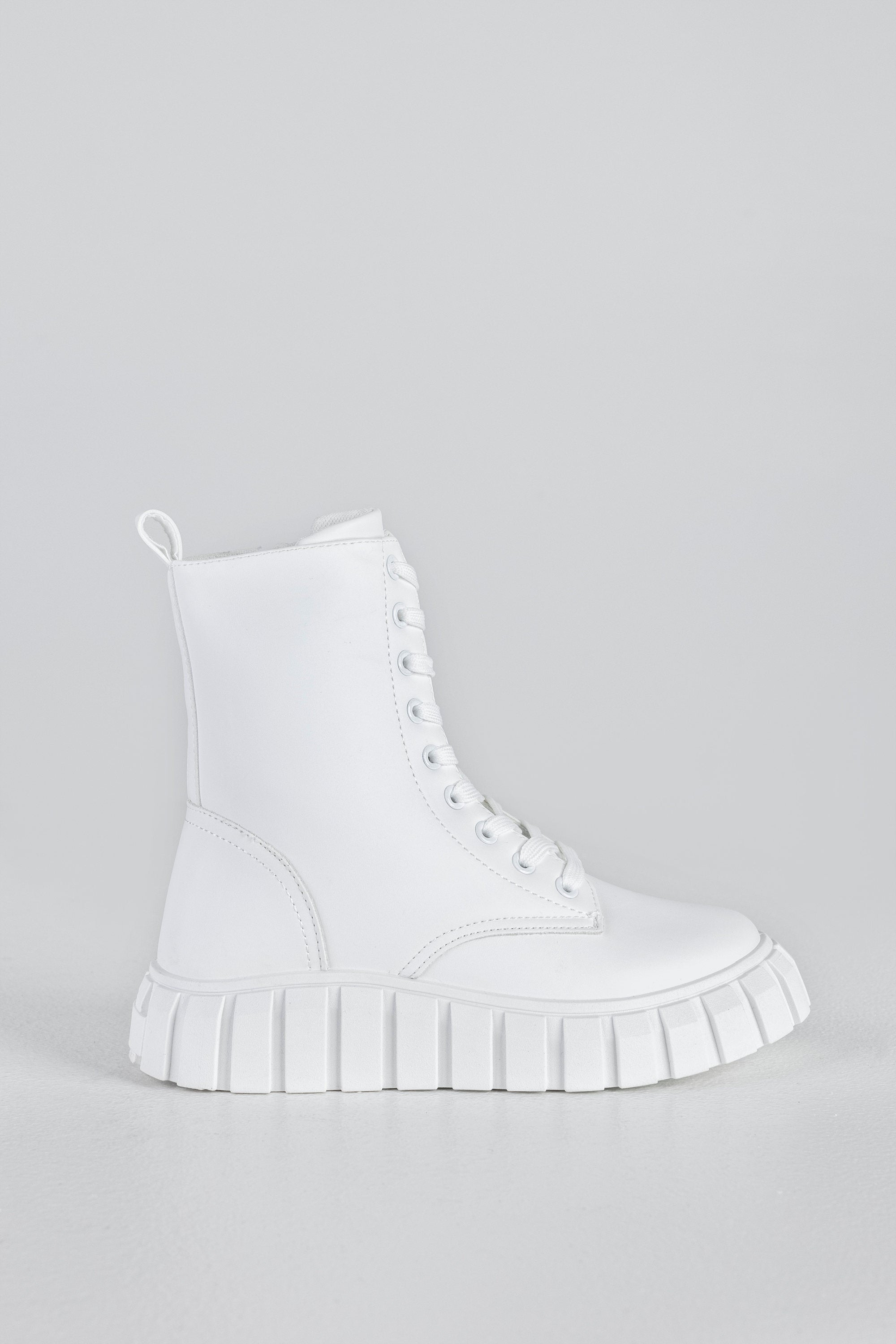 Lace up sneaker boots – The Musk