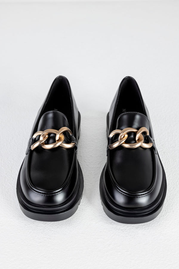 Chunky sole loafers with chain