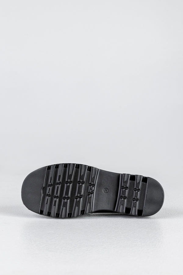 Chunky sole loafers with chain